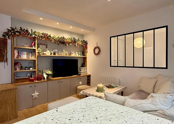 Cocon Pour Amoureux A Montmartre Apartamento París
