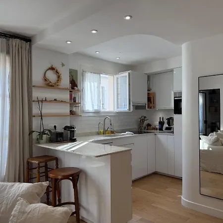 Apartmán Cocon Pour Amoureux A Montmartre *